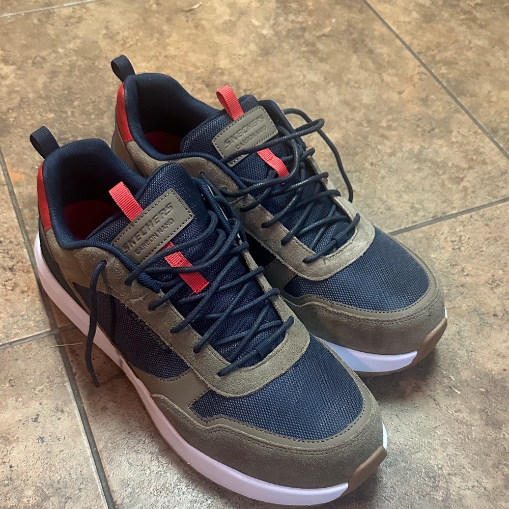 Skechers men air-cooled carbon nano work shoes 13 new